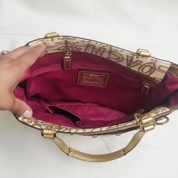 Coach Tote Bag - Picture 2 of 2